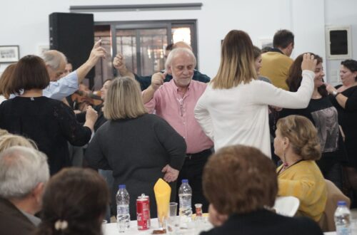 Υλικό από το τσιπουρο-γλέντι στους Μελιγγούς