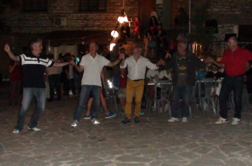 Χορευτομάνι Μελιγγών